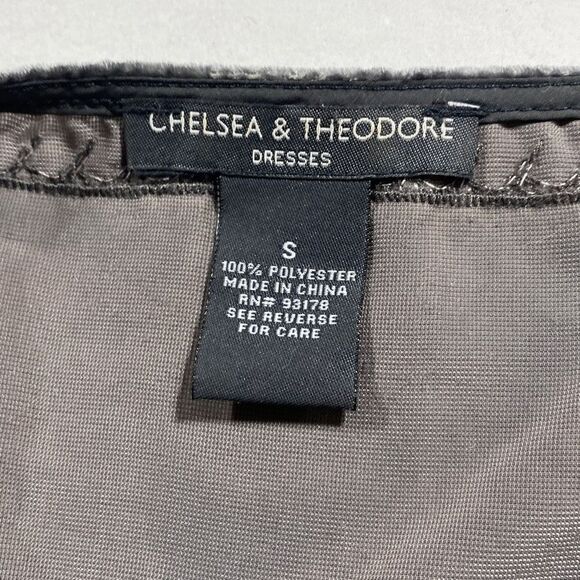 Chelsea & Theodore Womens Shift Floral Dress Embroidered Velvet Gray‎ Pink Small - Picture 8 of 9